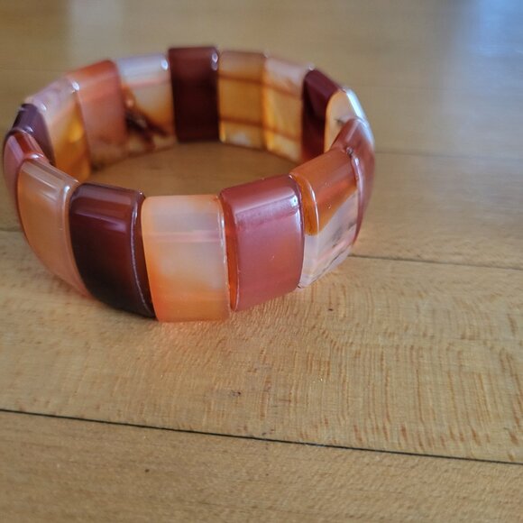 Uniquely-Shaped Carnelian Stretch Bracelet - Picture 6 of 6
